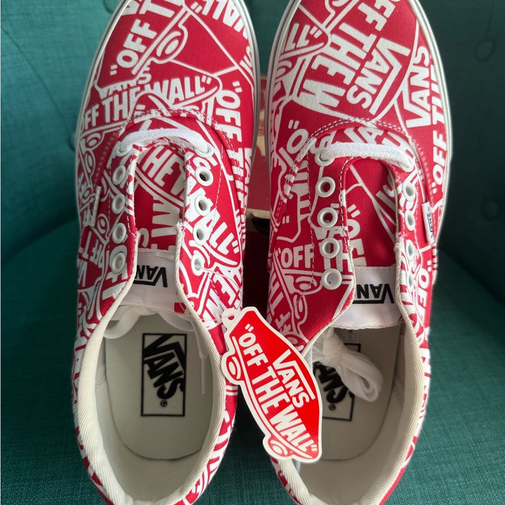 Vans (Otw Repeat) Racng Rd/Wht
VNOAMTFUZA Logo Print NWT - Picture 4 of 5